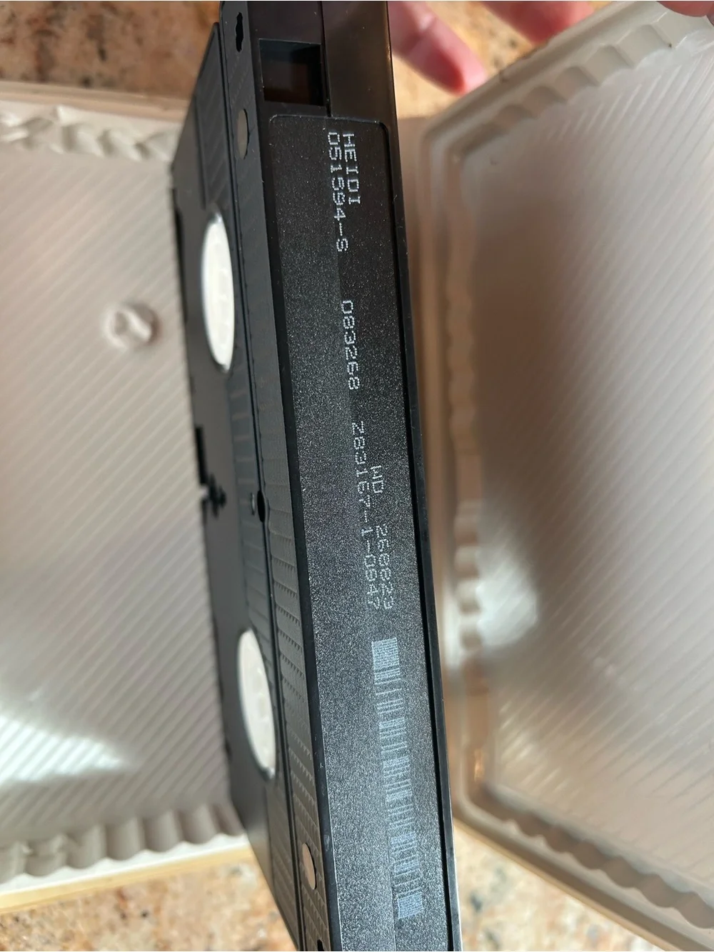 Walt Disney Home Video Presents “HEIDI” VHS Released in 1994. Clamshell Case.